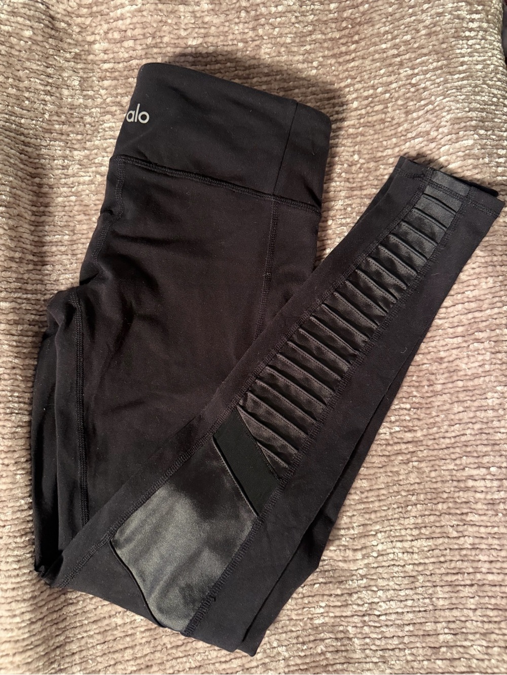 Alo Moto Leggings